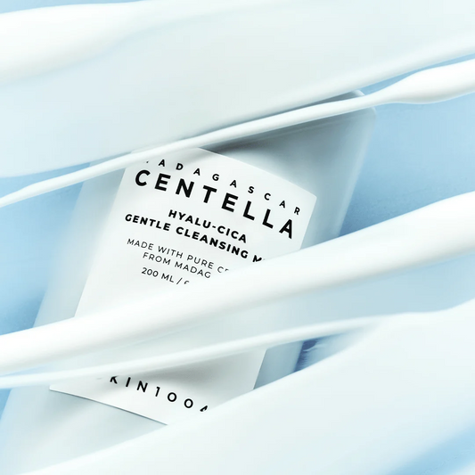 Madagascar Centella Hyalu-Cica Gentle Cleansing Milk