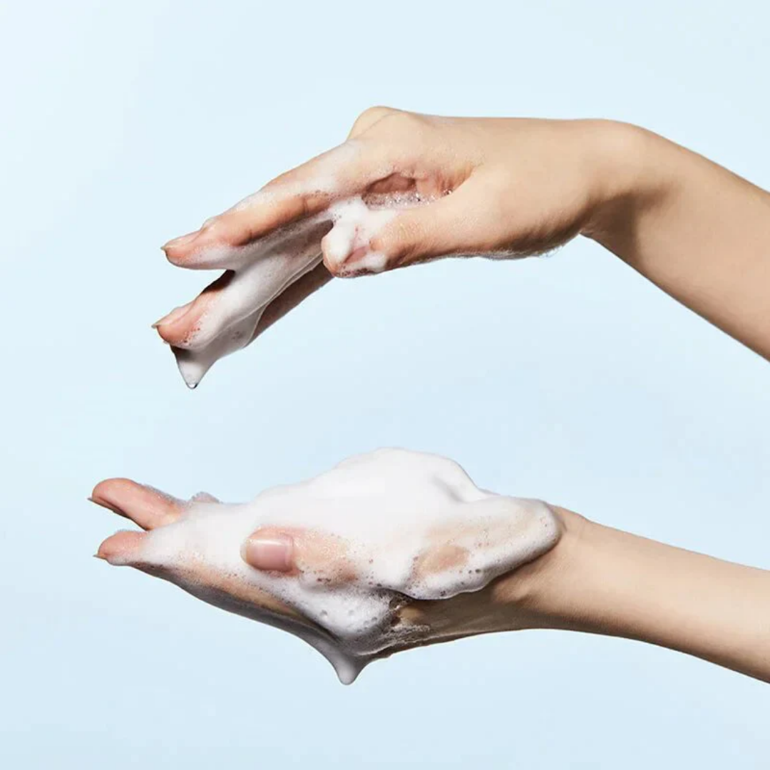 8 Hyaluronic Acid Hydrating Gentle Foaming Cleanser